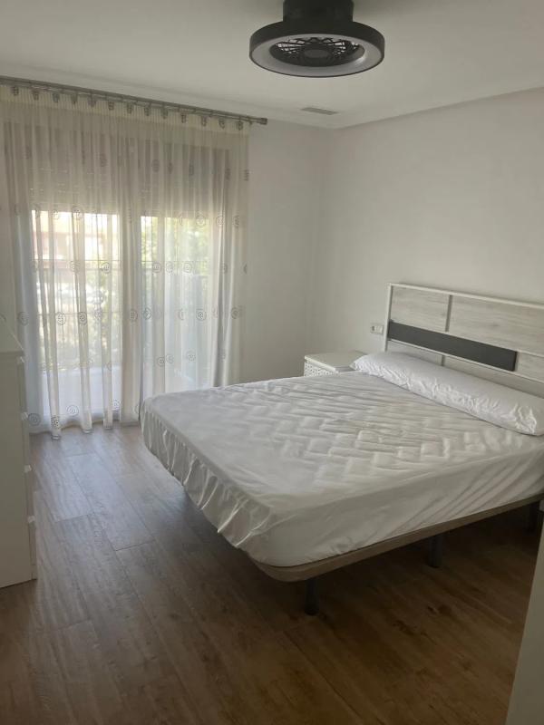 Продажа квартиры на Calle Doctor Sirvent, 58, Алморади
photo 4