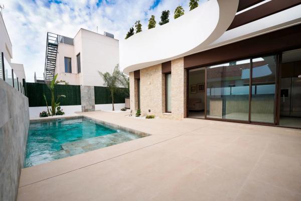 Chalet pareado photo 1