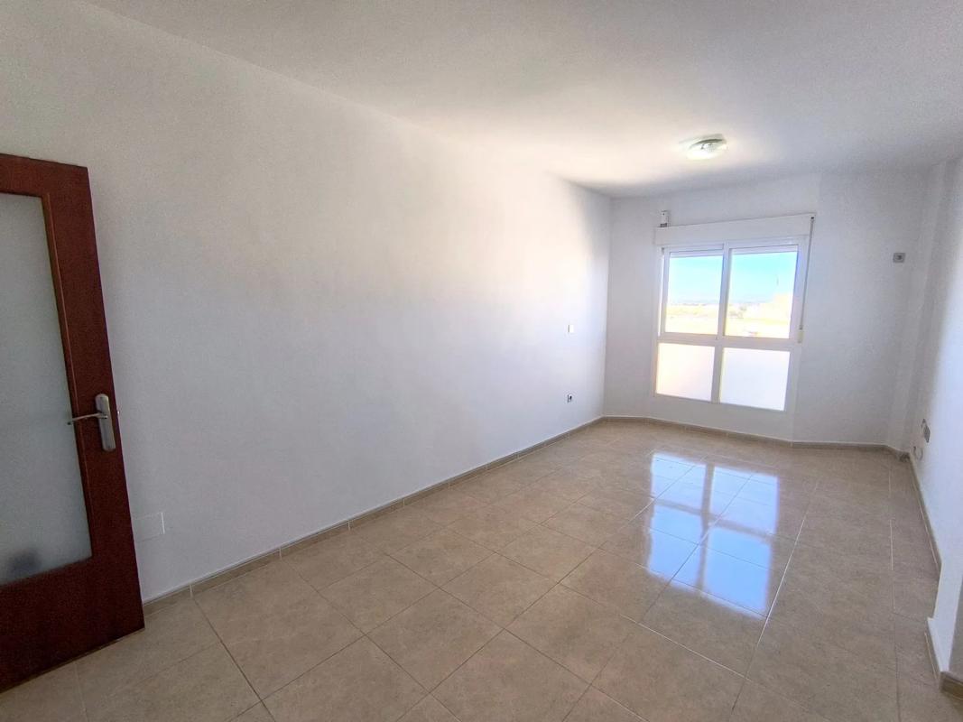 Sale of apartment in Calle Almoradí, Benijofar
 photo 3