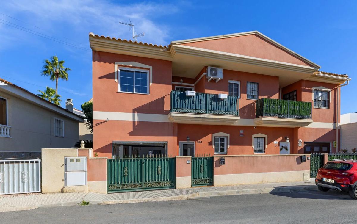 Недвижимость на продажу и в аренду в Испании photo 3