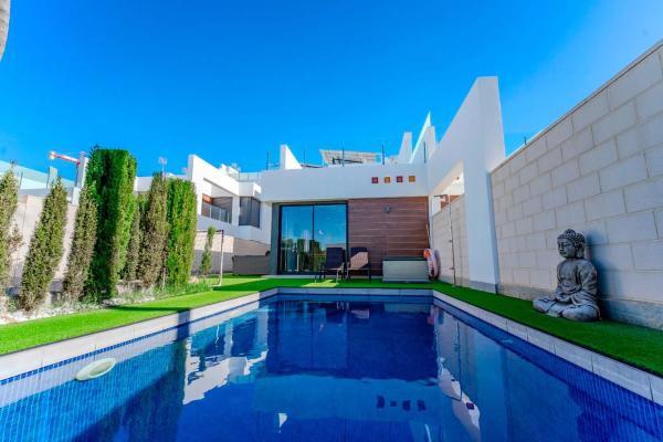 Chalet pareado thumbnail 1