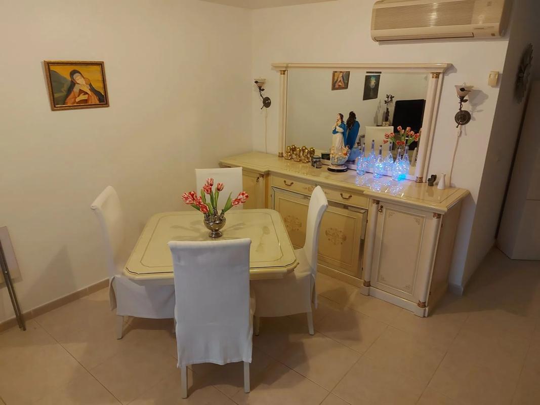 Venta de chalet adosado en  Calle Pilar Miró , Benijofar photo 4