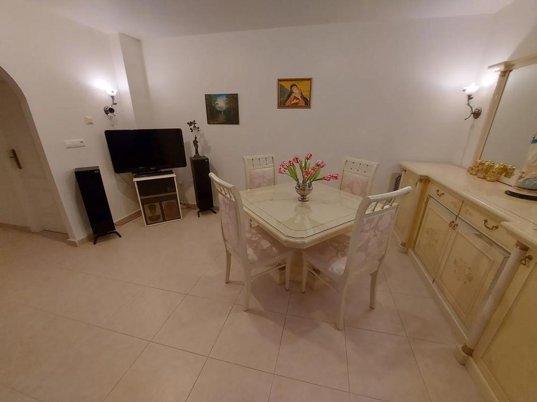 Venta de chalet adosado en  Calle Pilar Miró , Benijofar photo 5