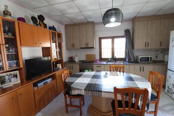 Chalet pareado photo 3