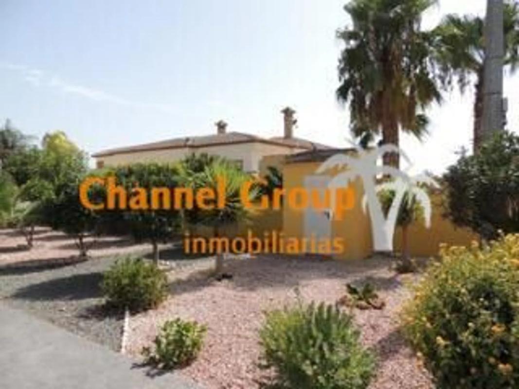 Venta de chalet independiente en Catral, Catral
photo 3