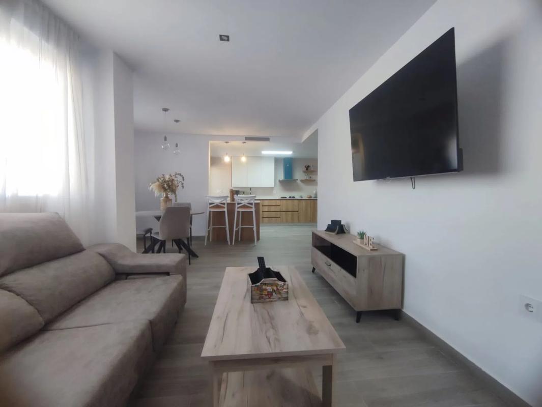 Продажа квартиры на Calle Armando Ros Dueñas, 2, Катрал
 photo 2