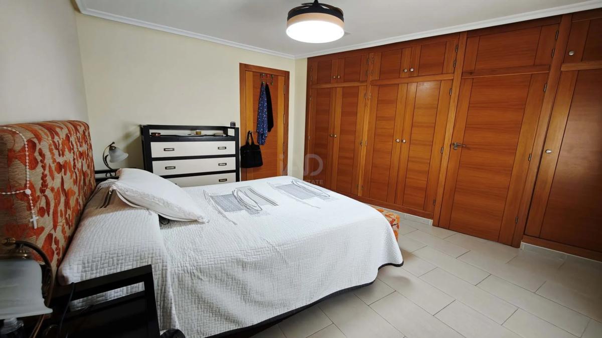 Продажа отдельного шале в  Catral, Катрал photo 5