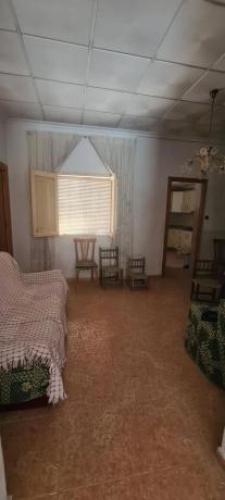 Chalet adosado en venta en Calle Santa Águeda, 142 , Catral thumbnail 1