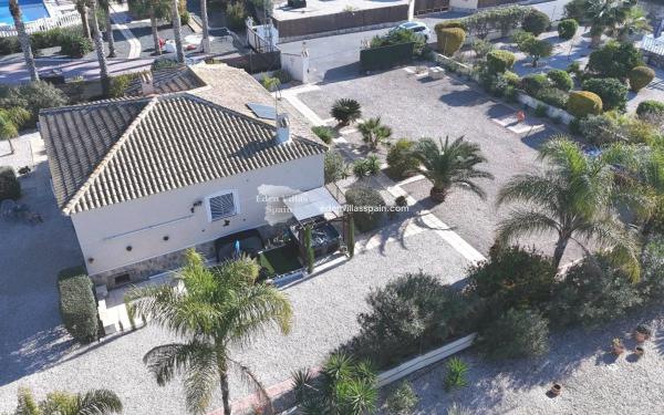 Chalet independiente en venta en Catral, Catral
thumbnail 1