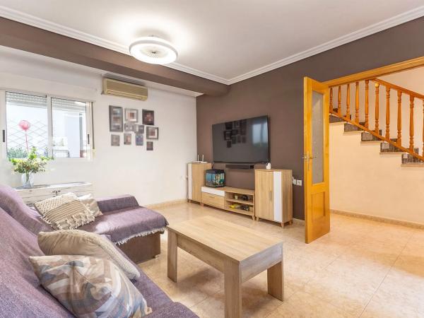 Chalet adosado en venta en Calle Camilo José Cela , Catral thumbnail 2