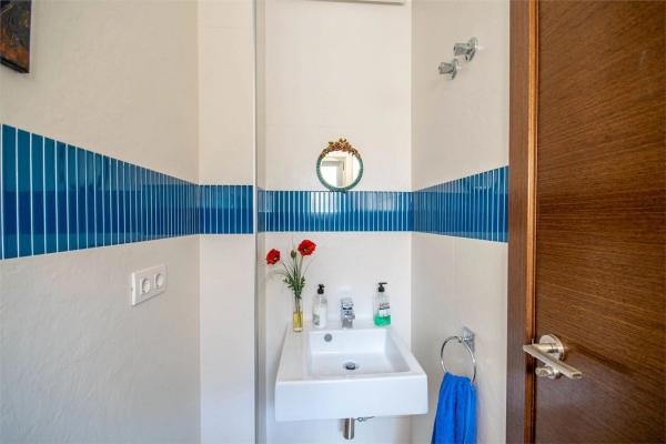 Chalet independiente en venta en Avenida de Portugal, 10529 ML10529, Cox
photo 1