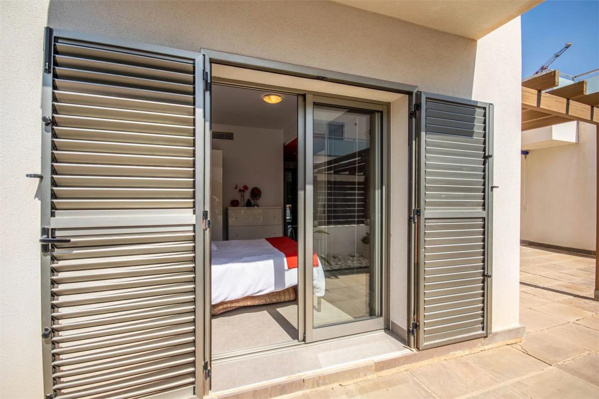 Sale of independent chalet in Avenida de Portugal, 10529 ML10529, Cox
photo 3