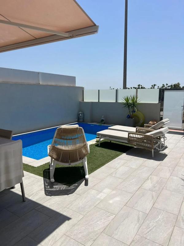 Sale of independent chalet in Calle València, Daya Nueva
photo 1