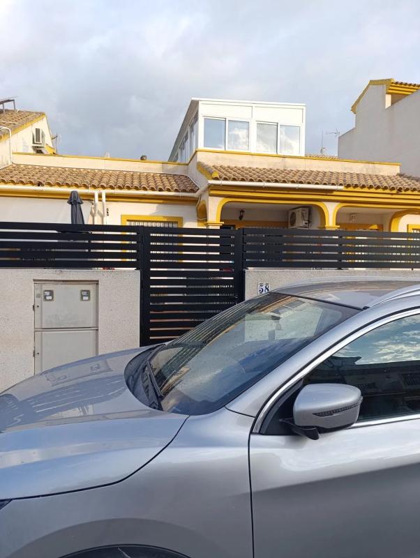 Sale of townhouse in Calle Antonio Soriano Bri, 25 , Daya Nueva photo 1