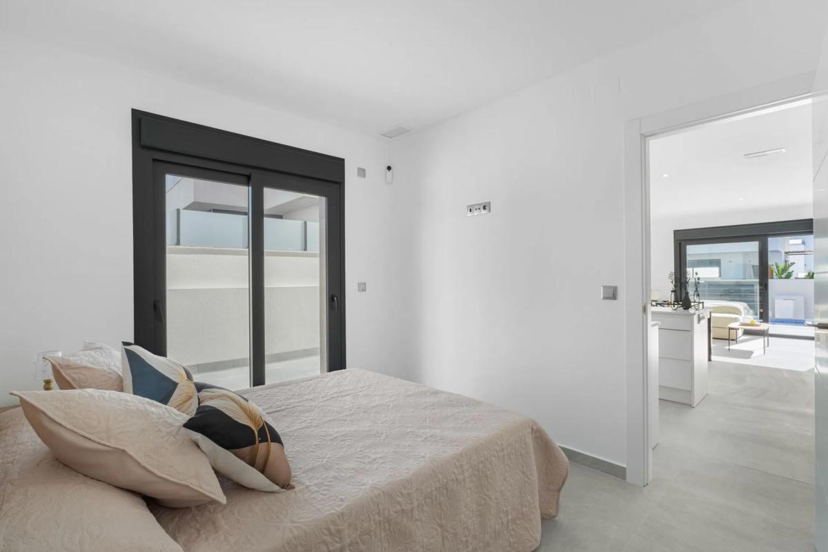 Properties for sale and rent in Spain photo 2