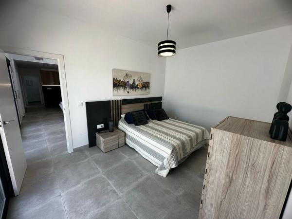 Chalet pareado en calle Manuel de Falla photo 1