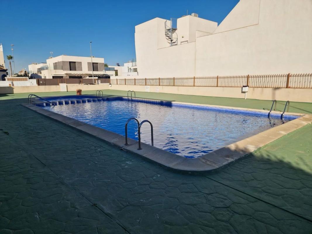 Venta de piso en Piso en Daya Vieja, Daya Vieja
photo 3