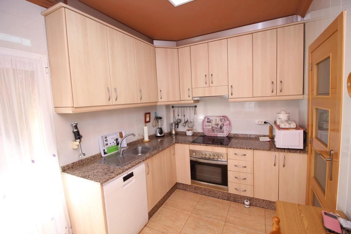 Properties for sale and rent in Spain photo 5