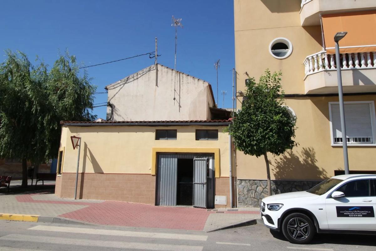 Propiedades en venta y alquiler en España photo 4
