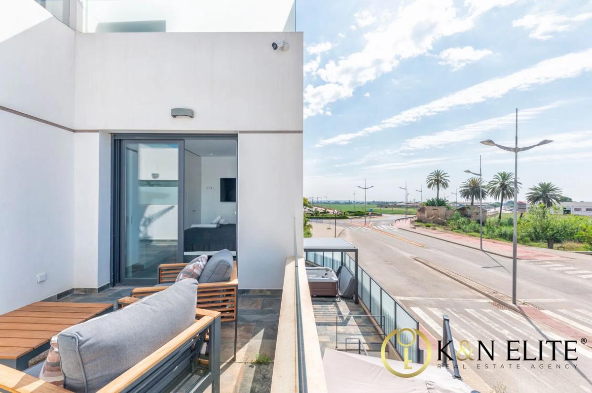 Properties for sale and rent in Spain photo 4