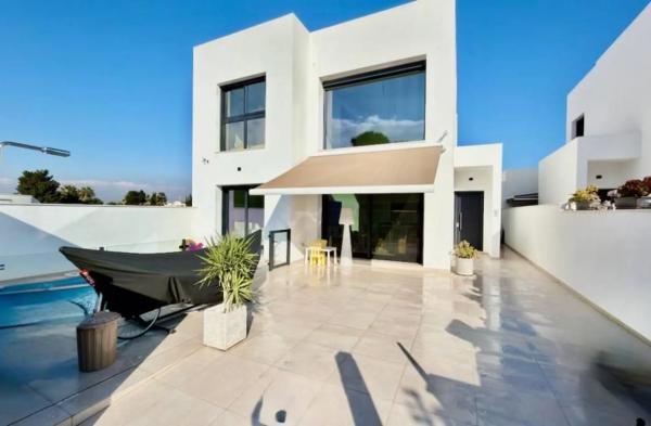 Independent chalet for sale in Formentera del Segura, Formentera del Segura
thumbnail 1