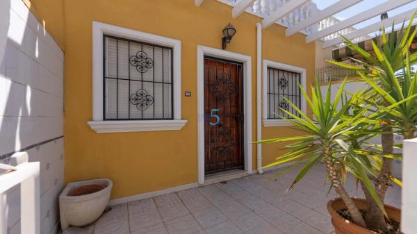 Chalet independiente en venta en Formentera del Segura, Formentera del Segura thumbnail 2