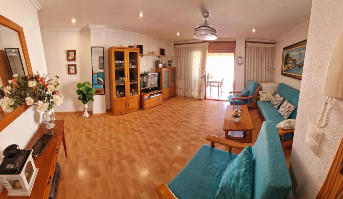 Venta de piso en Calle Azorín, 9, Guardamar del Segura
photo 5