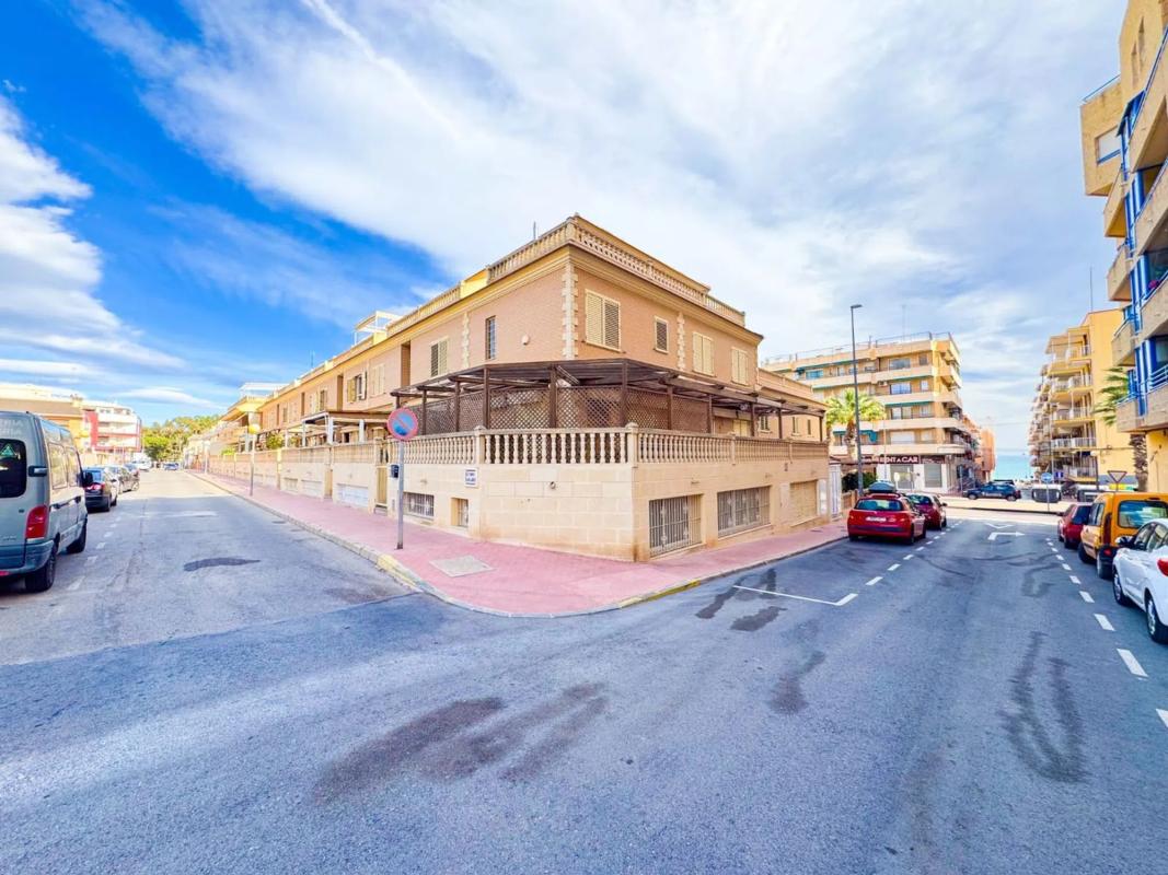 Venta de duplex en Calle Rafael Alberti, Guardamar del Segura photo 1