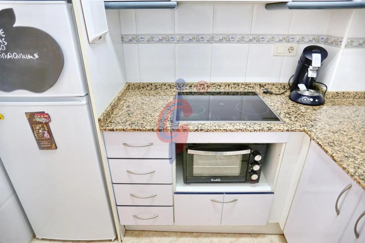 Venta de piso en Calle Hermanos Bazán, 13, Guardamar del Segura
photo 2