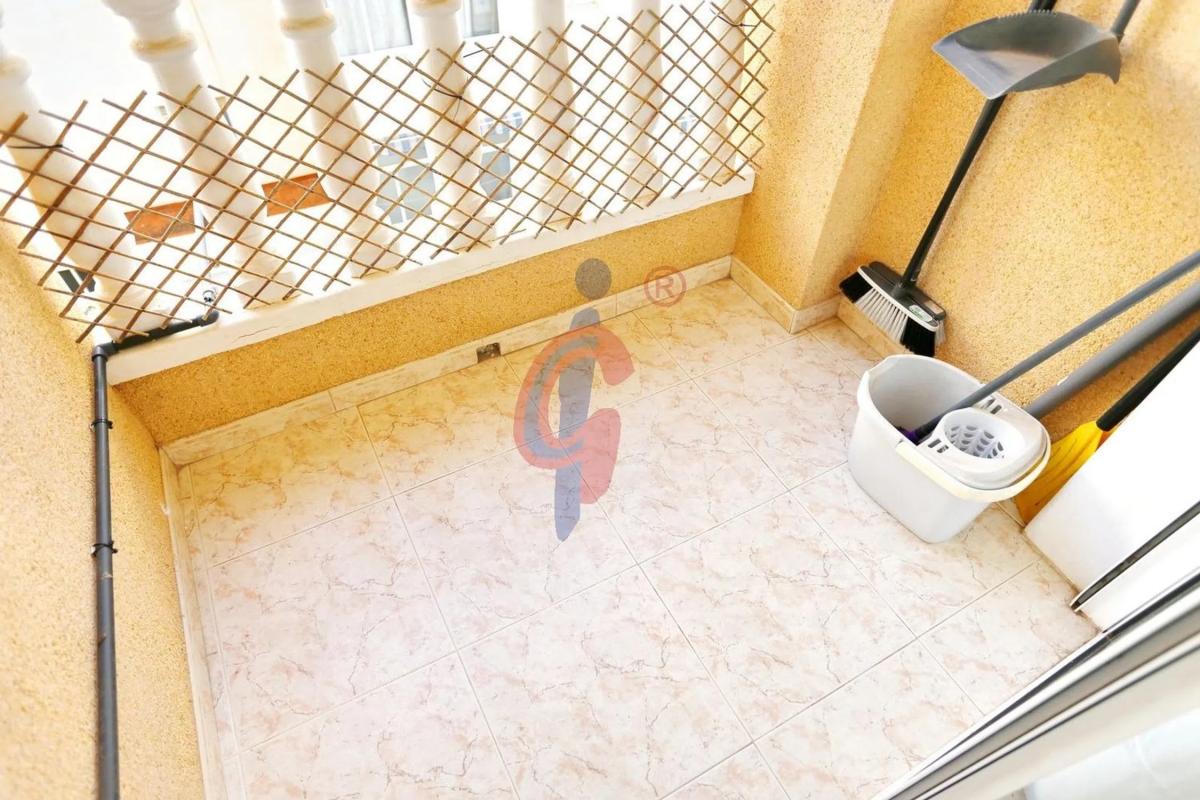 Venta de piso en Calle Hermanos Bazán, 13, Guardamar del Segura
photo 5