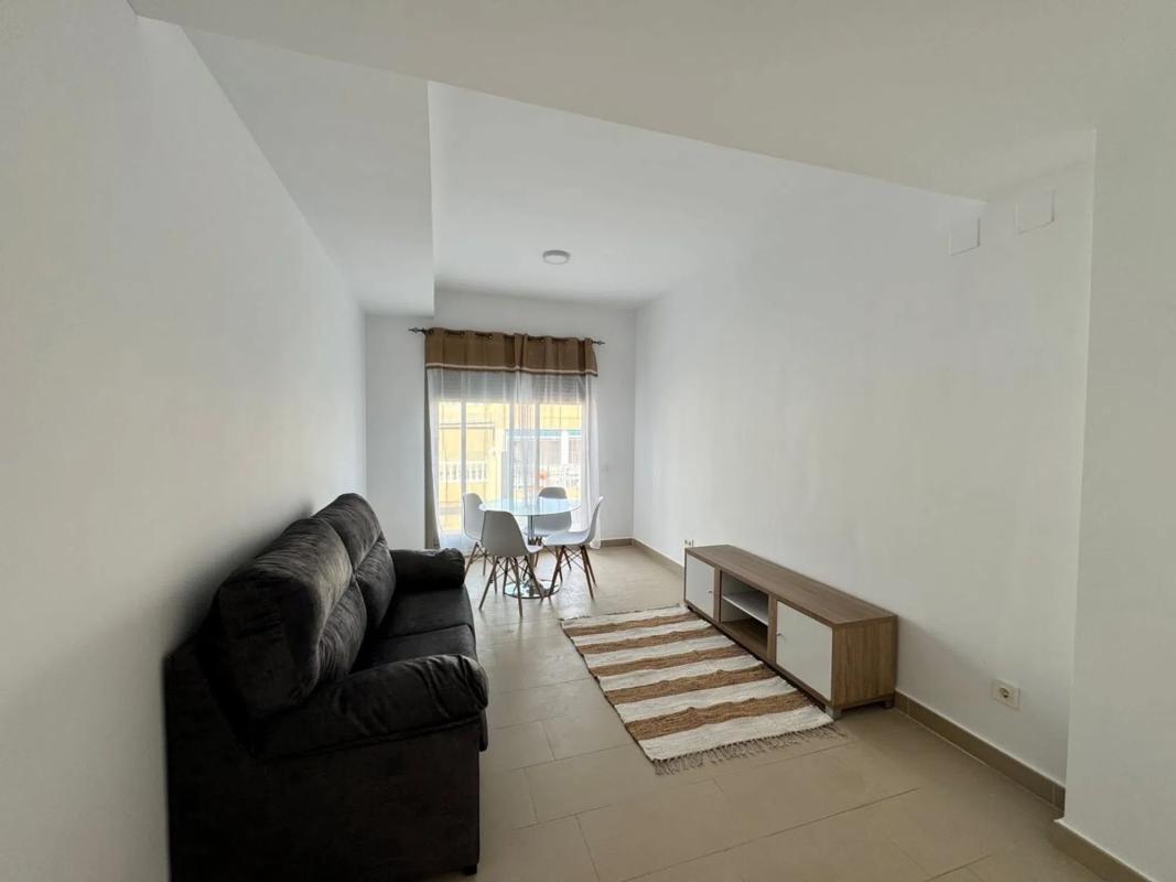 Venta de piso en Zona Pueblo, Guardamar del Segura
photo 1