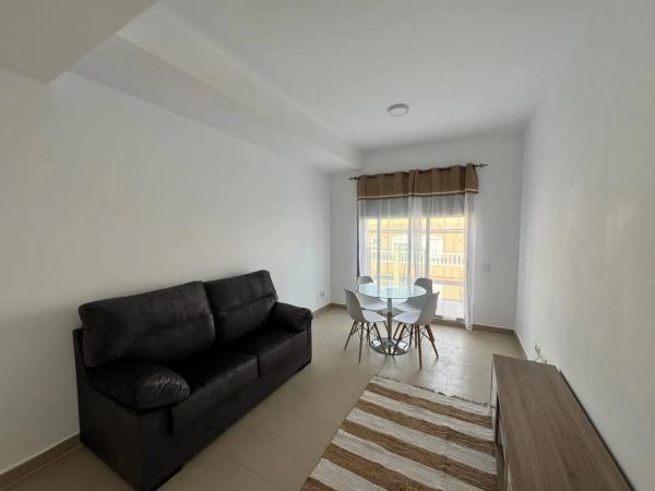 Venta de piso en Zona Pueblo, Guardamar del Segura
thumbnail 1