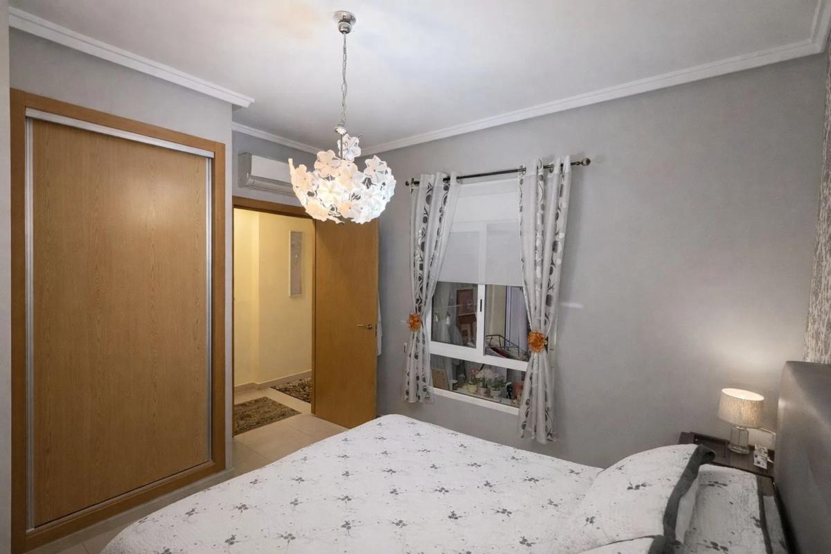 Sale of apartment in Calle la Paz, 7, Los Montesinos
 photo 5
