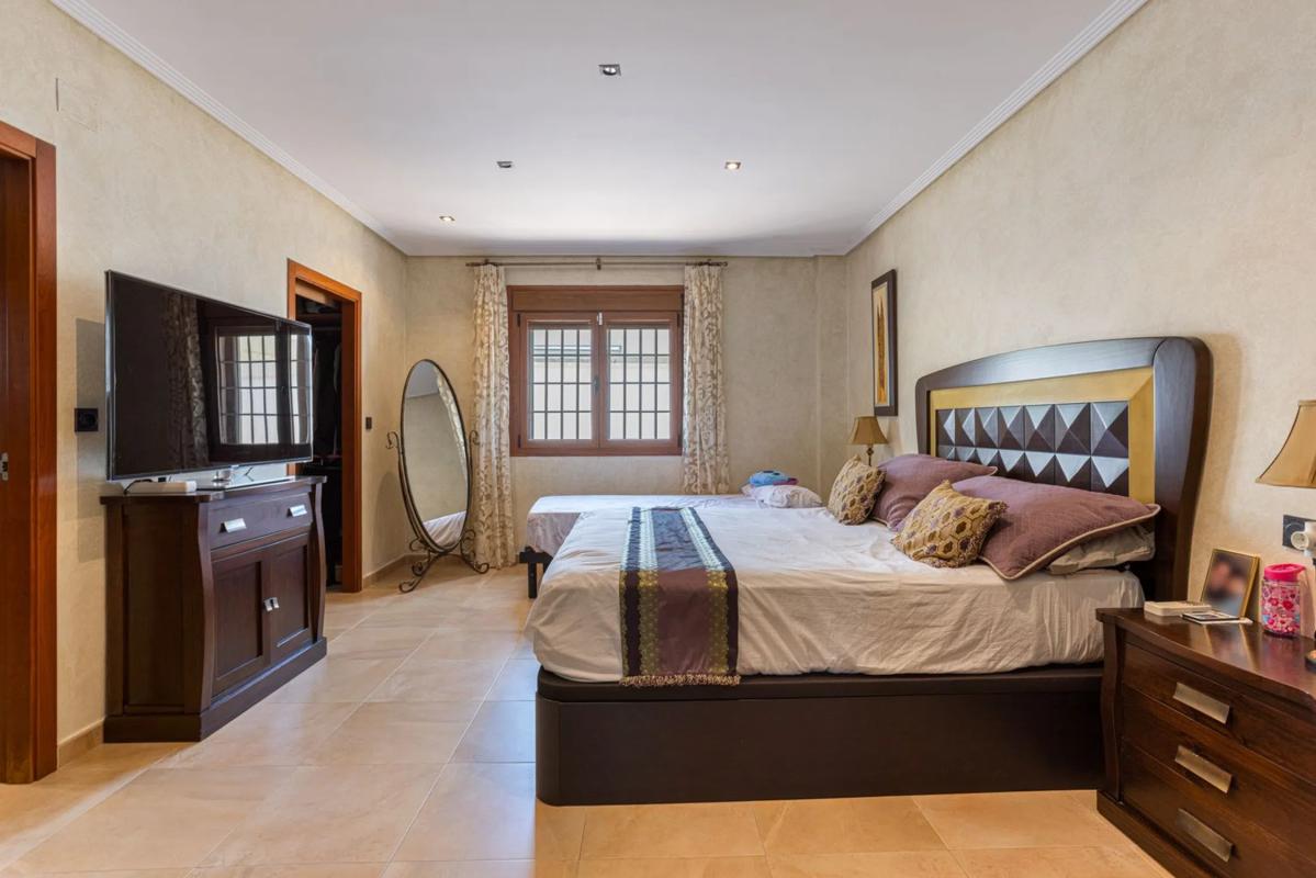 Venta de chalet independiente en Calle Chumbera, Los Montesinos
 photo 3
