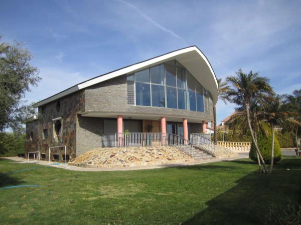 Chalet independiente en venta en LAGUNA SALADA, 1, Los Montesinos
 photo 2