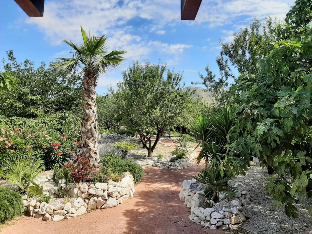 Sale of independent chalet in La Murada-Los Vicentes, Orihuela
photo 3