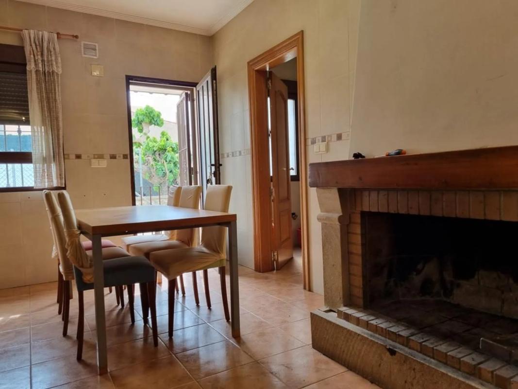 Properties for sale and rent in Spain photo 3