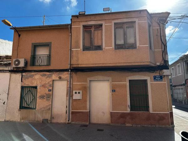 Chalet wolnostojący na sprzedaż w Calle Doctor Jose Ricarte, Orihuela thumbnail 1