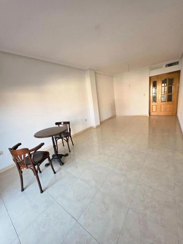 Sprzedaż mieszkania w Orihuela Ciudad, Orihuela
 photo 3