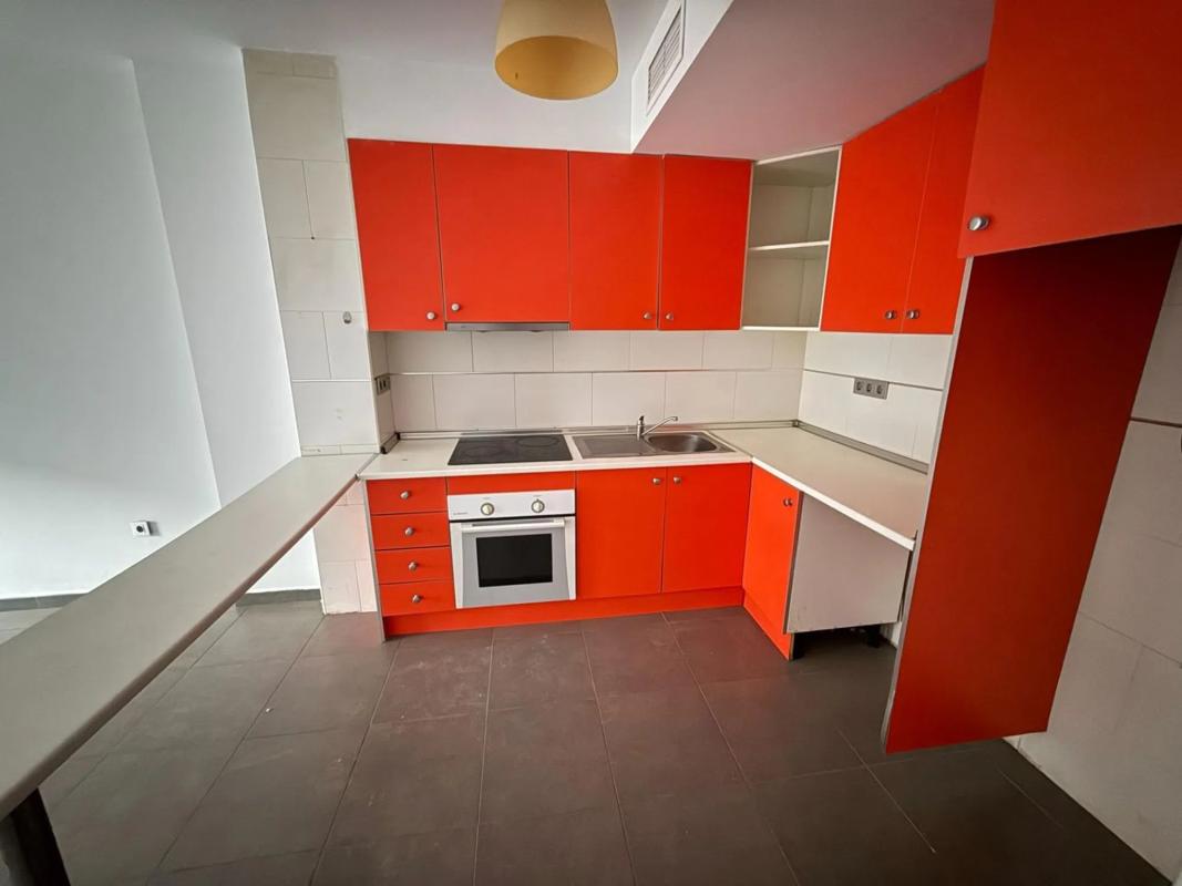 Venta de piso en Calle Cedaceros, 4, Orihuela
photo 1