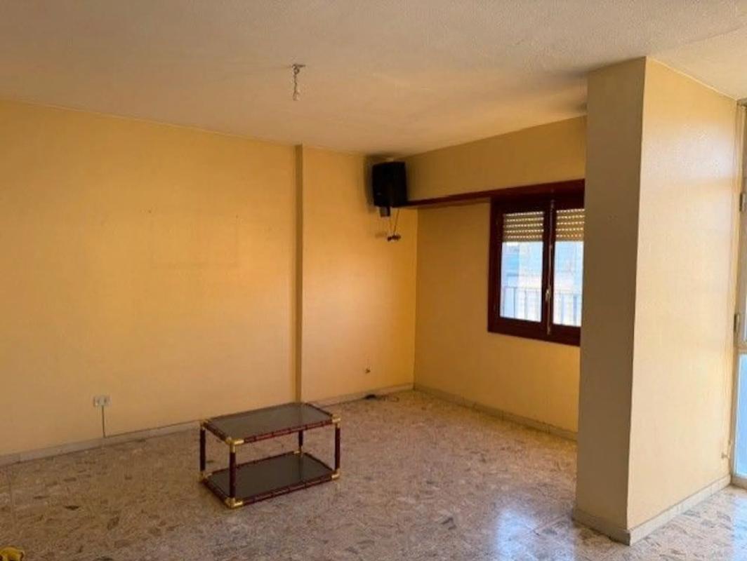 Venta de piso en Calle Alfonso XIII, Orihuela
photo 1