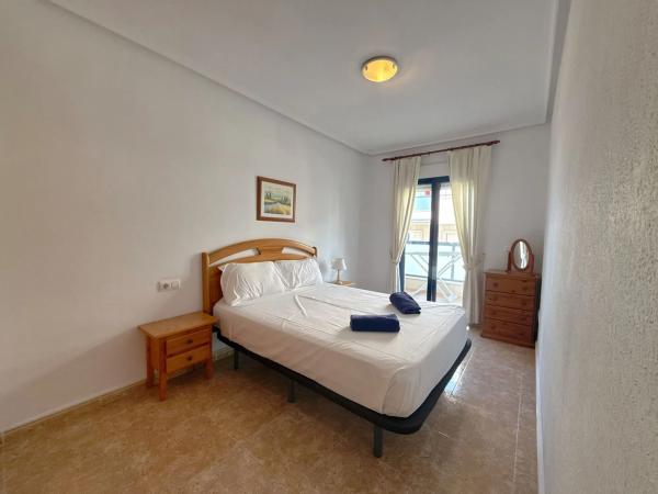 Mieszkanie na sprzedaż w Calle del Mar, Orihuela photo 1