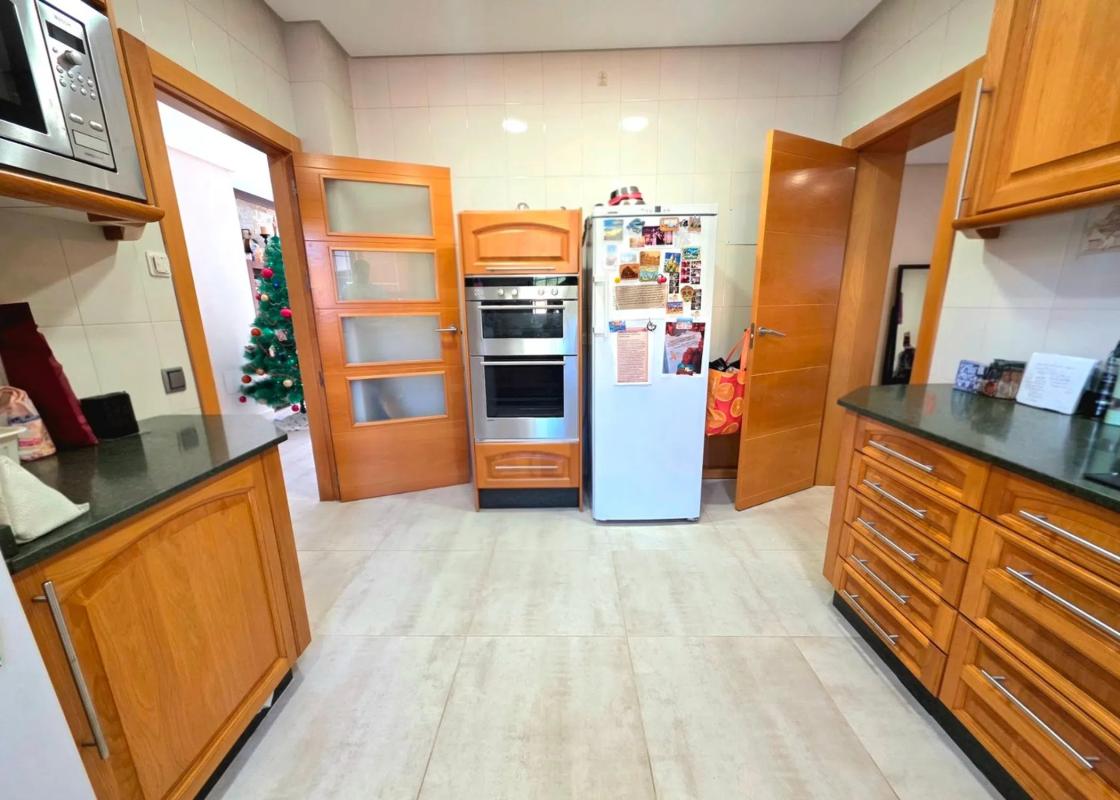 Продажа отдельного шале в  Barrio Campoamor, Ориуэла photo 5