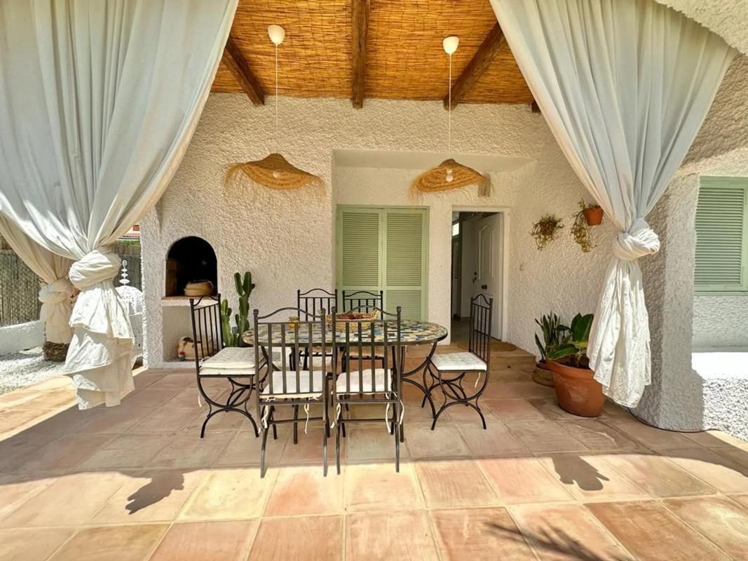 Продажа отдельного шале в  Barrio Campoamor, Ориуэла photo 3
