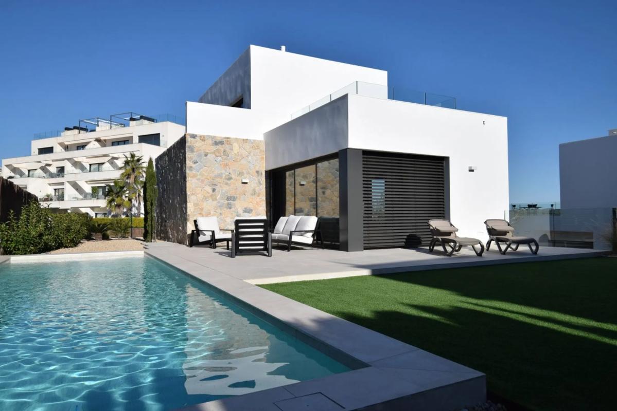 Venta de chalet independiente en Barrio Las Colinas Golf, Orihuela
 photo 2