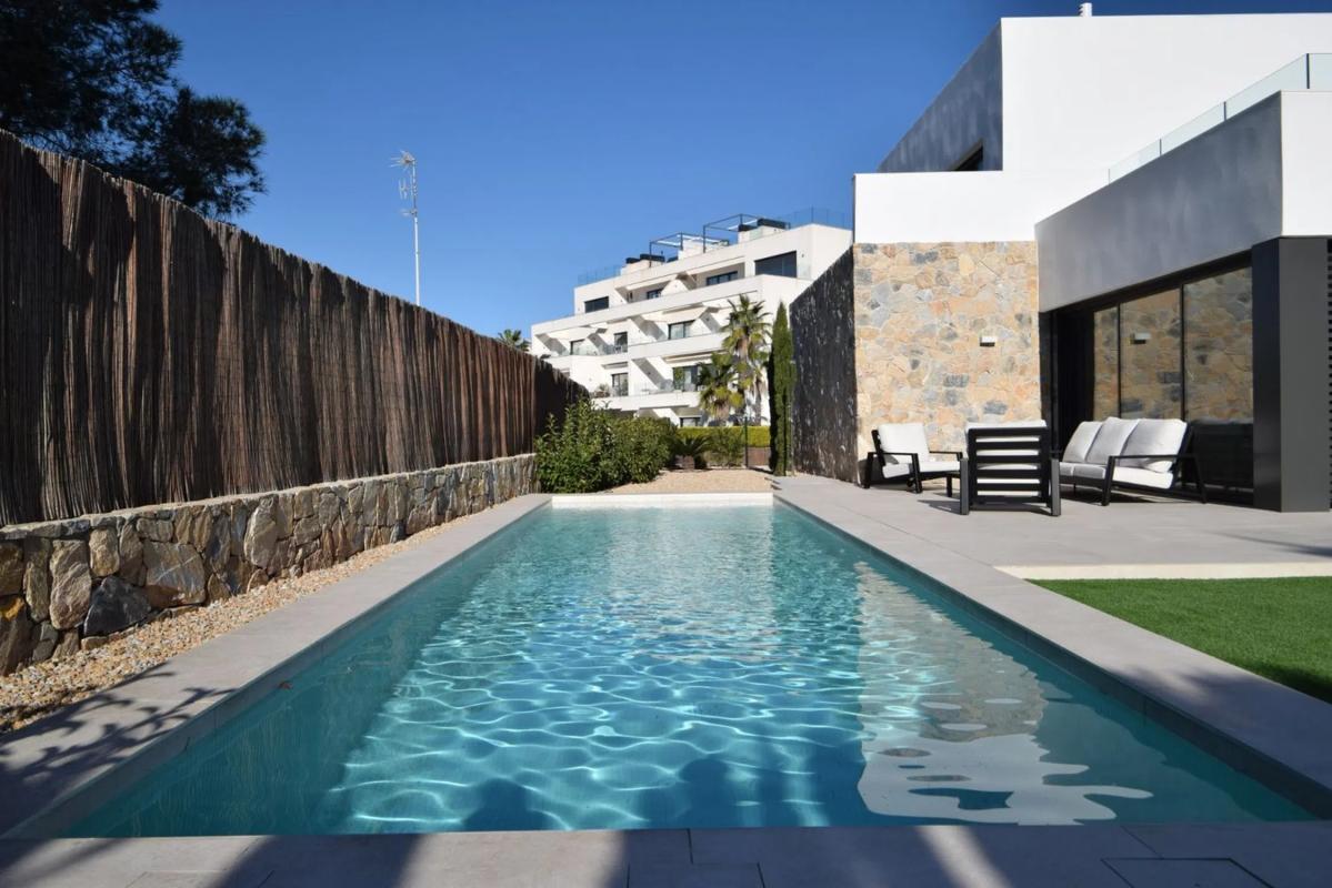 Venta de chalet independiente en Barrio Las Colinas Golf, Orihuela
 photo 3