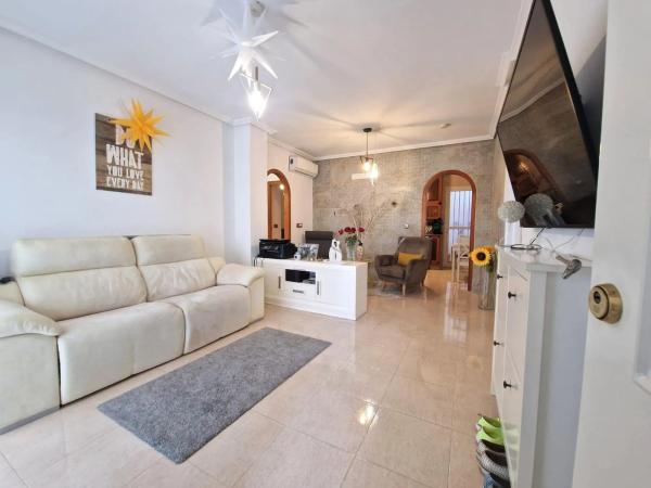 Piso en venta en Barrio Lomas de Cabo Roig-Los Dolses, Orihuela
photo 1