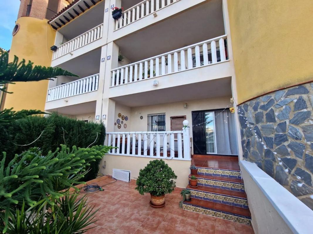 Sprzedaż mieszkania w Barrio Lomas de Cabo Roig-Los Dolses, Orihuela
photo 2