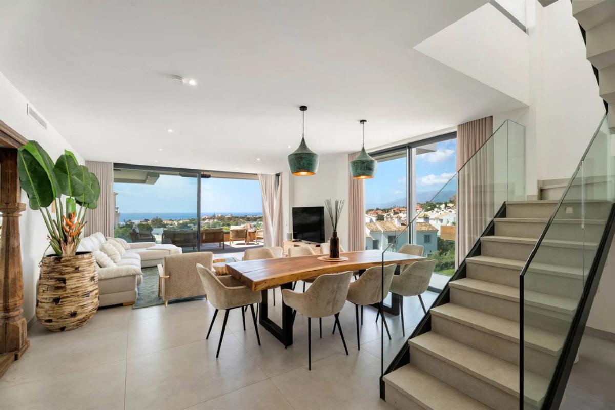 Sprzedaż duplexu w Barrio Cabopino-Artola, Marbella photo 4