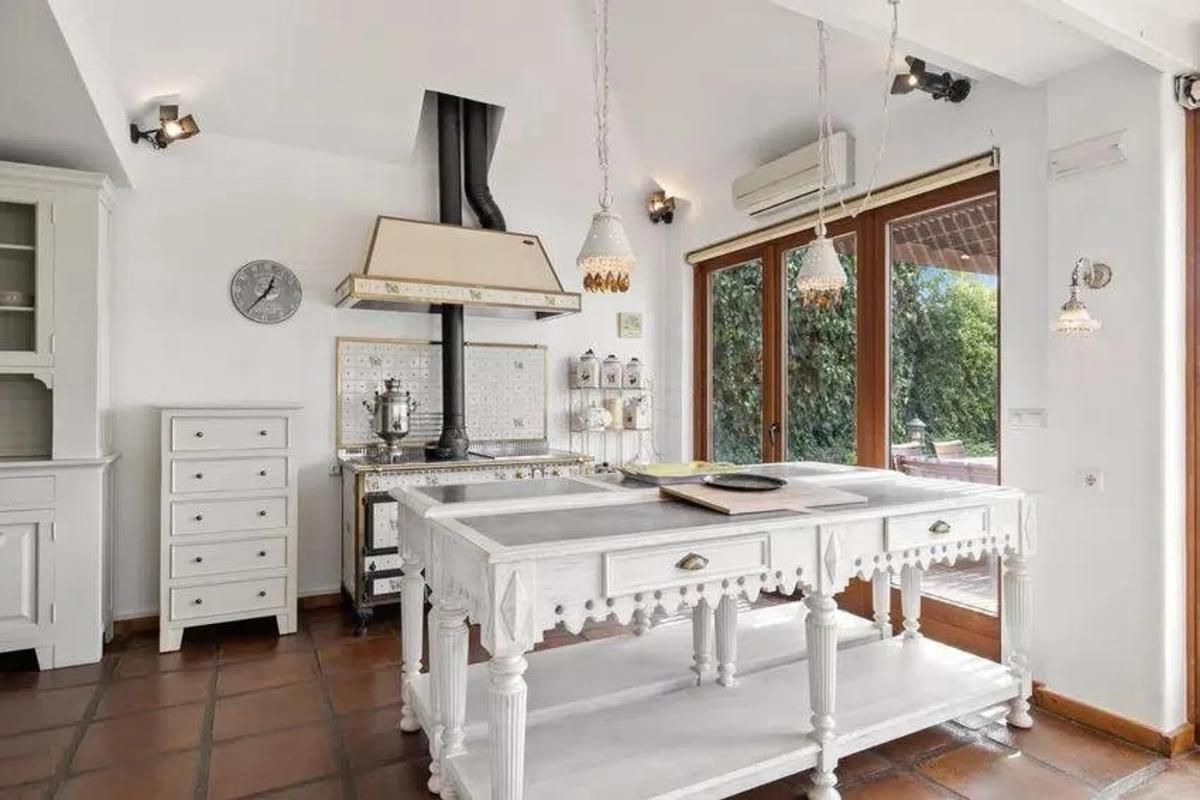Sale of independent chalet in Barrio Marbesa, Marbella
photo 3